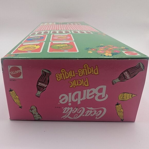 Vintage Barbie Doll with Accessories Coca Cola Picnic 19626 Mattel 1997 - Picture 4 of 8